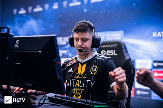 Xbox总裁宣布独占游戏时代结束跨平台游戏成为新趋势